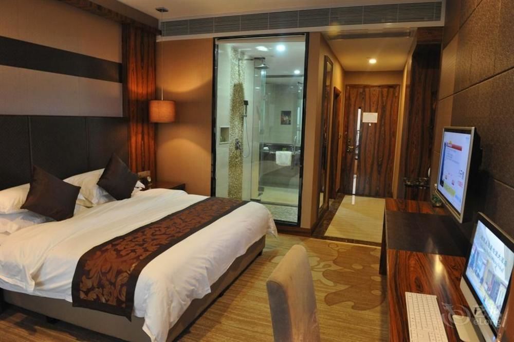 Ehrenburg Hotel Фошан Екстериор снимка