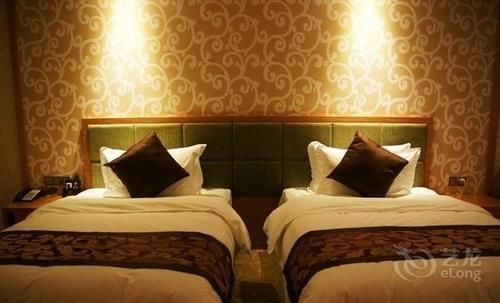 Ehrenburg Hotel Фошан Екстериор снимка
